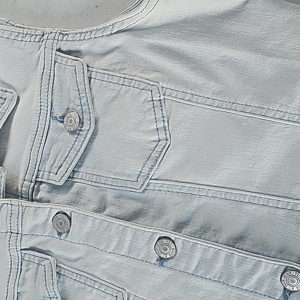 Basic Denim Wax Jean White Wash Vest - Picture 2 of 7